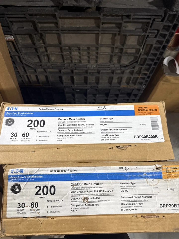 Eaton BRP30B200R Outdoor Main Breaker 200A 30 Space 60 Circuits NEW - Image 1 of 4