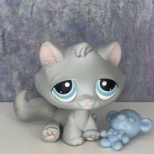 🩵Authentic Littlest Pet Shop LPS Bon Bon Kitten #177 Gray Blue Eyes Pink Cat🌸 - Imagen 1 de 10