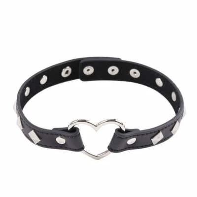 Gargantilla Anillo Corazón Negro | Collar Anillo Corazón Negro, Gargantilla Damas de Moda  Foto 1 de 4