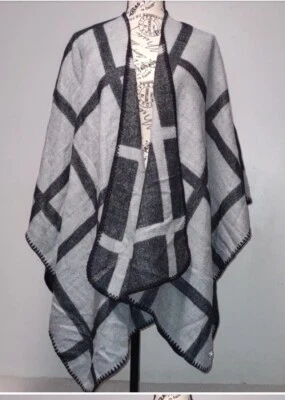 Poncho de mujer Calvin Klein talla única talla única 100 % acrílico frente abierto nuevo con etiquetas Foto 1 de 4