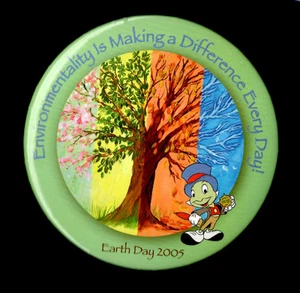 Disney Environmentality is Making a Difference Every Day Earth Day 2005 Button - Picture 1 of 1
