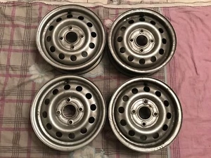 4x 13“ Stahlfelge Felge Ford Fiesta II Bj.86 4,5Jx13 ET41 4x108 - Bild 1 von 15