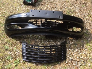 Chrysler Pt Cruiser 2006/7 Black Front Bumper And Upper Grill - Picture 1 of 7