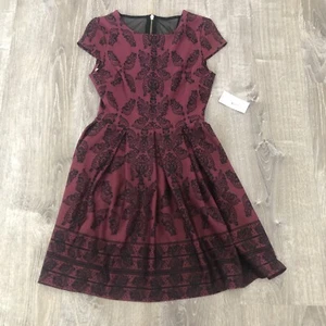 NWT B. Darlin Maroon Womens Sleeveless Floral Fern Leaf Dress Size 7/8 - Bild 1 von 11