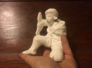 Maya Figur / Flugsaurier Mantel / Mann & Dinosaurier Artefakt / Dinosaurier Archäologie - Bild 1 von 2