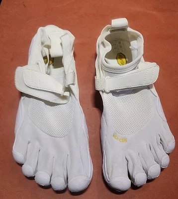 Vibram Fivefingers KSO Vintage Blanco Mujer 21W1410 Talla 8-8.5 Manchas  Foto 1 de 4