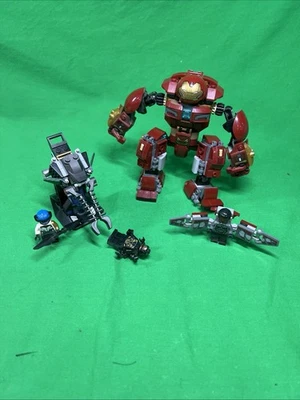 LEGO Marvel Super Heroes 76104 THE HULKBUSTER SMASH-UP Foto 1 de 4