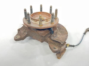 FRONT LEFT SIDE STEERING SPINDLE KNUCKLE & HUB OEM HUMMER H2 2003 - 2009 - Picture 1 of 7