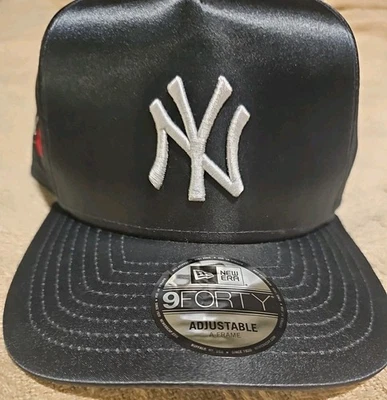 Kith New Era NY Yankees Satin 9FIFTY A FRAME  SnapBack Blue Hat Rose Embroidery - Image 1 of 4