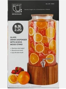 Dispensador de bebidas de vidrio Studio Tu con soporte de madera de acacia - Imagen 1 de 3