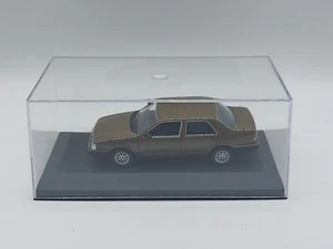Lancia Thema 1984 Marrone Metallizzato 1:43 Norev In Teca - Foto 1 di 3