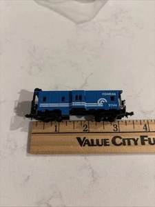 N - Model Power 3442- Bay Window Caboose, Conrail 21146    - Picture 1 of 9