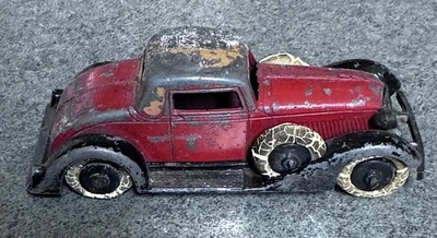 DE COLECCIÓN 6 RUEDAS TOOTSIETOY GRAHAM CON DESGASTE DE PINTURA - NEUMÁTICOS ORIGINALES Foto 1 de 4