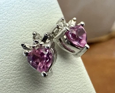 Elegantes aretes con corazón de oro blanco de 10k 💗 Topacio rosa y diamantes blancos Foto 1 de 4