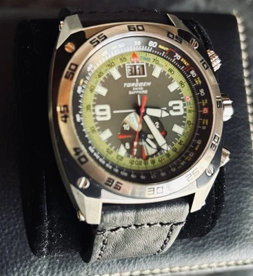 Cronógrafo Torgoen Swiss T32 Aviator - Esfera verde - Fecha grande - Sin usar Foto 1 de 3