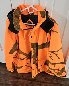 NEU, ohne Etikett HFC Equipment orangefarbener Camouflage-Mantel mit durchgehendem Reißverschluss plus Druckknöpfe. Gr. XL. - Bild 1 von 14