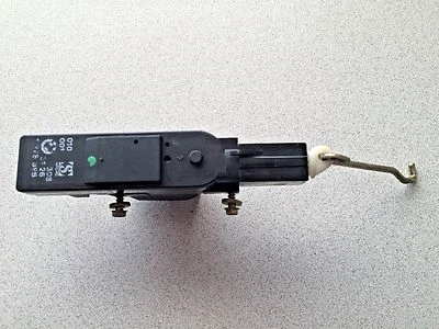 BMW 535i E34 1987-1996 ~ Actuador de tapa de maletero ~ pieza OEM Foto 1 de 3