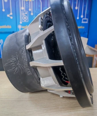 SOUNDSTREAM TARANTULA T4 10 1600W SUBWOOFER  - Immagine 1 di 4