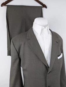 Calvin Klein 2 Piece Suit Mens 46R Jacket 40x28 Pants Gray Wool 3 Button Classic - Picture 1 of 23