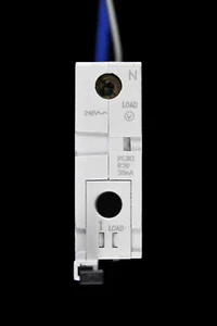MEM EATON R30 FIELD FIT MEMSHIELD 2 RCD RCBO POD 30mA 32 AMP MAX - Imagen 1 de 6
