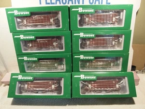 BOWSER SANTAFE BALLAST HOPPERS 8-DIFFERANT HUMBERS, TWO SCHEMES - Picture 1 of 3