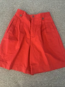 Vintage Women’s Liz Claiborne LizSport size 4 Shorts pleated blousy long red T5 - Picture 1 of 4