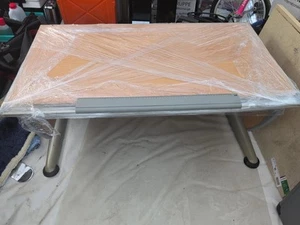 Moll Schreibtisch Runner höhenverstellbar, kippbar inkl. verstellbarem Drehstuhl - Bild 1 von 4