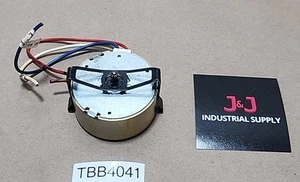 *PREOWNED* Crouzet 82334 AIG 115/230V 50Hz 2.8W Geared Motor + Warranty! - Picture 1 of 5