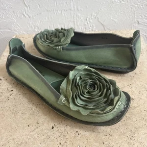 L'Artiste Dezi flache Damen-Slipper grün Gummi Blumensohle EU 40 – US 9 - Bild 1 von 8