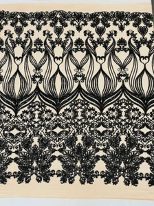 Tela de malla elástica de 4 vías diseños florales por yarda. Negro/desnudo - Imagen 1 de 1