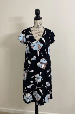 Vestido floral negro para mujer A New Day con bolsillos talla XS, ligero. Foto 1 de 4
