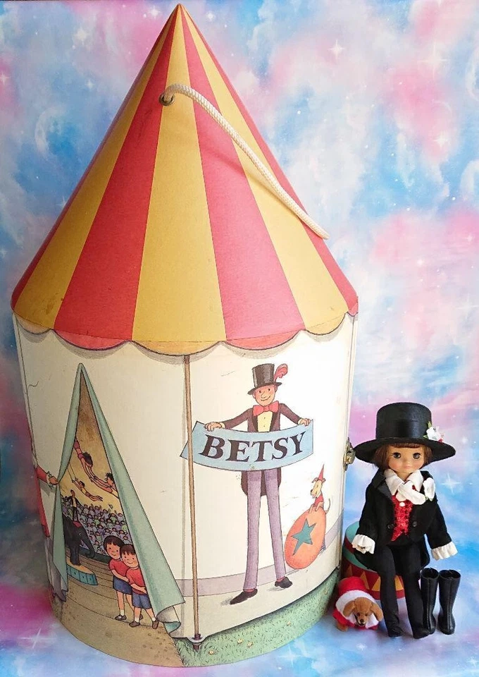 Tonner 8" Betsy McCall Let The Show Begin Circus Trunk Set 2005 Vintage Doll USD - Image 1 of 4