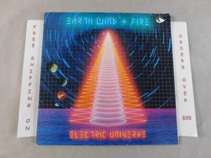 EARTH WIND & FIRE ELECTRIC UNIVERSE 1983 LP W/ LYRIC SLEEVE "MAGNETIC" - Imagen 1 de 5