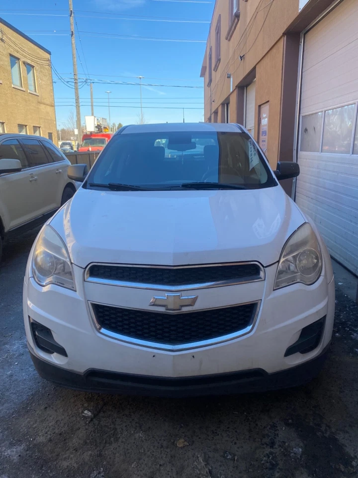 Chevrolet: Equinox Equinox - Image 1 of 4