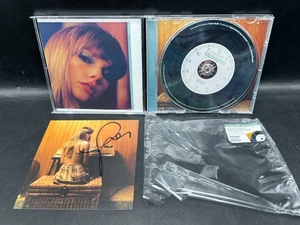 Taylor Swift Midnights Jade Green Edition + handsigniertes Foto Autogramm CD Album - Bild 1 von 7