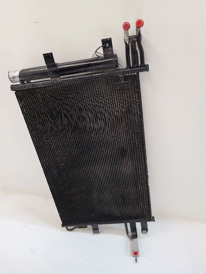 2013 2014 2015 2016 2017 2018 2019 FORD FLEX AC Condenser Without Turbo  - Image 1 of 4