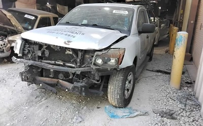 Motor Nissan Titan 5.6L 2005 fabricante de equipamento original 155K milhas - LKQ435661344 - Imagem 1 de 4