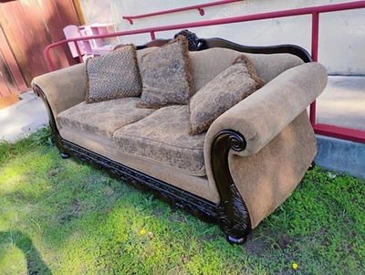 Диван Louie IX отличное состояние палисандр вот фотография, если они позволят мне отправить - Изображение 1 из 4