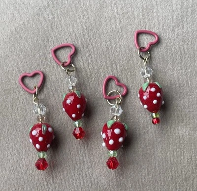 Juego de 4 marcadores de puntada de cuentas de vidrio murano FRESA para tejer artesanales Foto 1 de 4