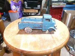 VINTAGE ARCADE CAST IRON BLUE STUDEBAKER ICE TRUCK PROJECT - Picture 1 of 6
