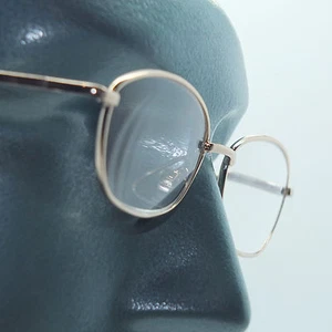 Reading Glasses Basic No Fuss Simple Metal Gold Frame Lens Power +2.75 - Picture 1 of 4
