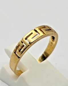 SOLID 14K YELLOW GOLD GREEK KEY PATTERN BAND RING 14CT 585 2 GRAMS - SIZE N/6.5 - Picture 1 of 4
