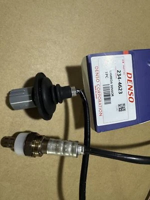 OEM DENSO Downstream O2 Oxygen Sensor for Toyota Celica 1996-1997 1.8L L4 USA - Image 1 of 4