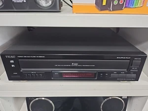 Teac PD-D2610mkII 5 Disc Carousel CD Changer with Remote - Picture 1 of 2