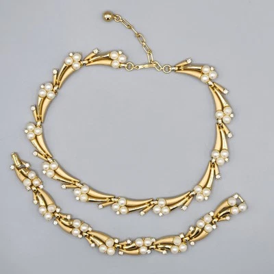 Crown Trifari Faux Pearl Crystal Satin Gold Tone Branch Link Necklace Bracelet - Image 1 of 4