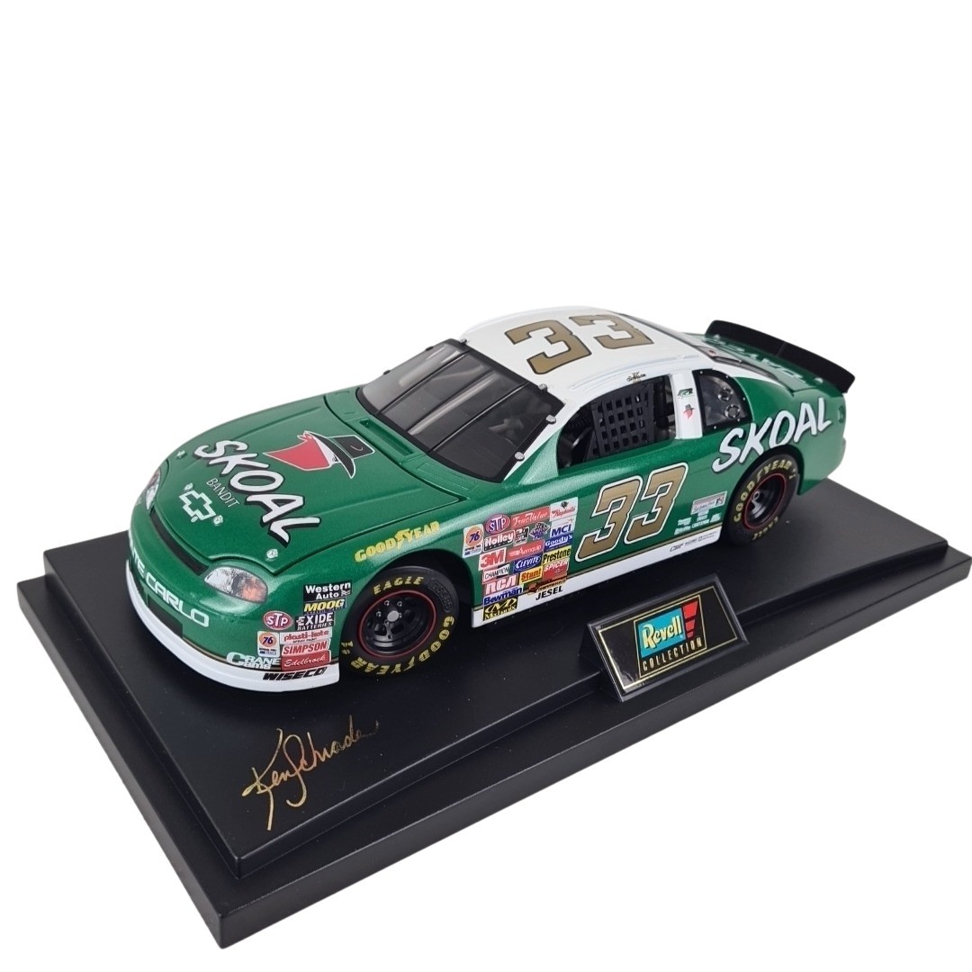 T*m様 1/18 Ertl American Muscle Nascar ナス T*m様 1/18 Ertl American Muscle Nascar ナス 1:18 Ertl Nascar