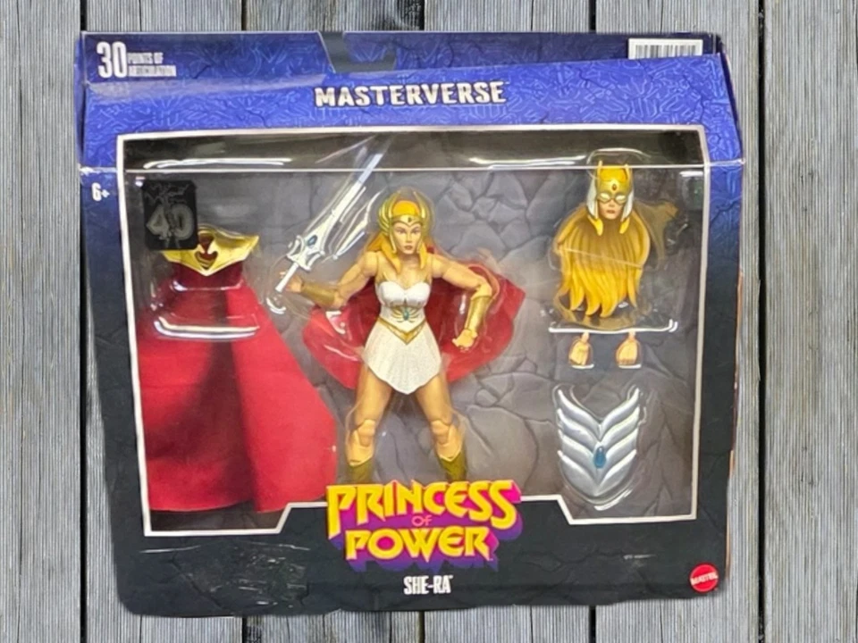 MASTERS OF THE UNIVERSE MASTERVERSE PRINCESA DEL PODER ¡SHE-RA DE LUJO! Foto 1 de 1