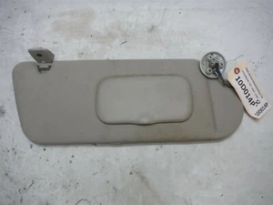 2002 BUICK RENDEZVOUS PASSENGER RIGHT SUNVISOR SUN VISOR SHADE OEM 2002-2007 - Picture 1 of 9