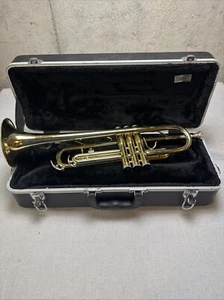 W. Nirschl Geretsried Elkhart B-100 Student Trumpet With Case Tested Great! - Picture 1 of 13