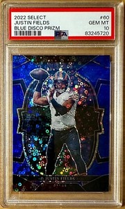 2022 Panini Select Concourse Blue Disco Prizm #60 Justin Fields /25 PSA 10 POP 2